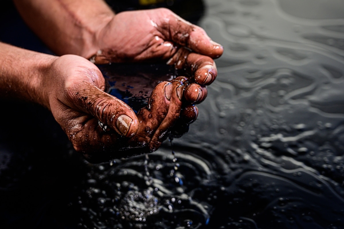 57 empresas são responsáveis por 80% das emissões globais de CO2 desde o Acordo de Paris, diz estudo