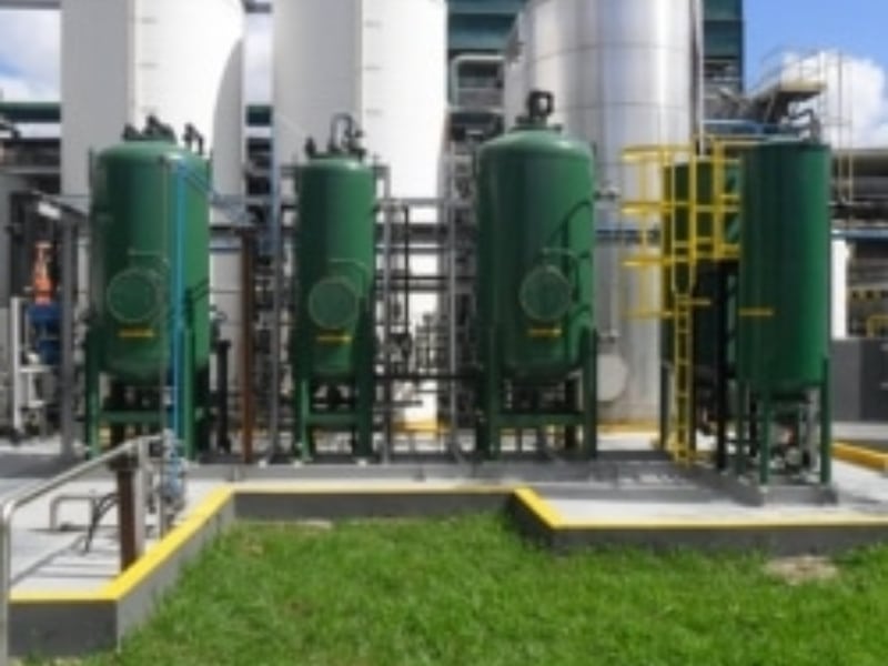 DESMINERALIZAÇÃO POR RESINAS DE TROCA IÔNICA