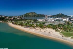 Governo quer a instalação de usinas de dessalinização no litoral do ES