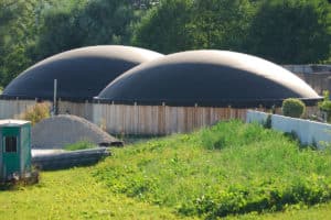 Apoio do governo do Paraná na geração de energia renovável no campo torna-se exemplo internacional