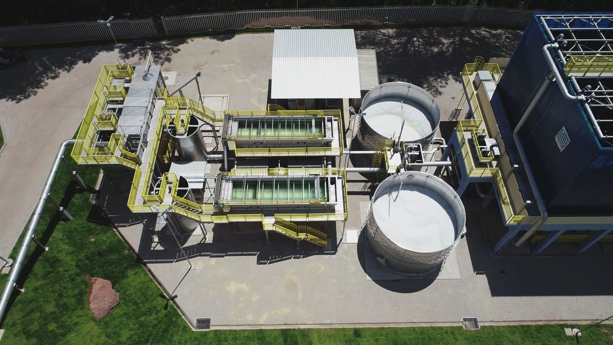 Tratamento Efluentes Fast - foto de uma Unidade completa