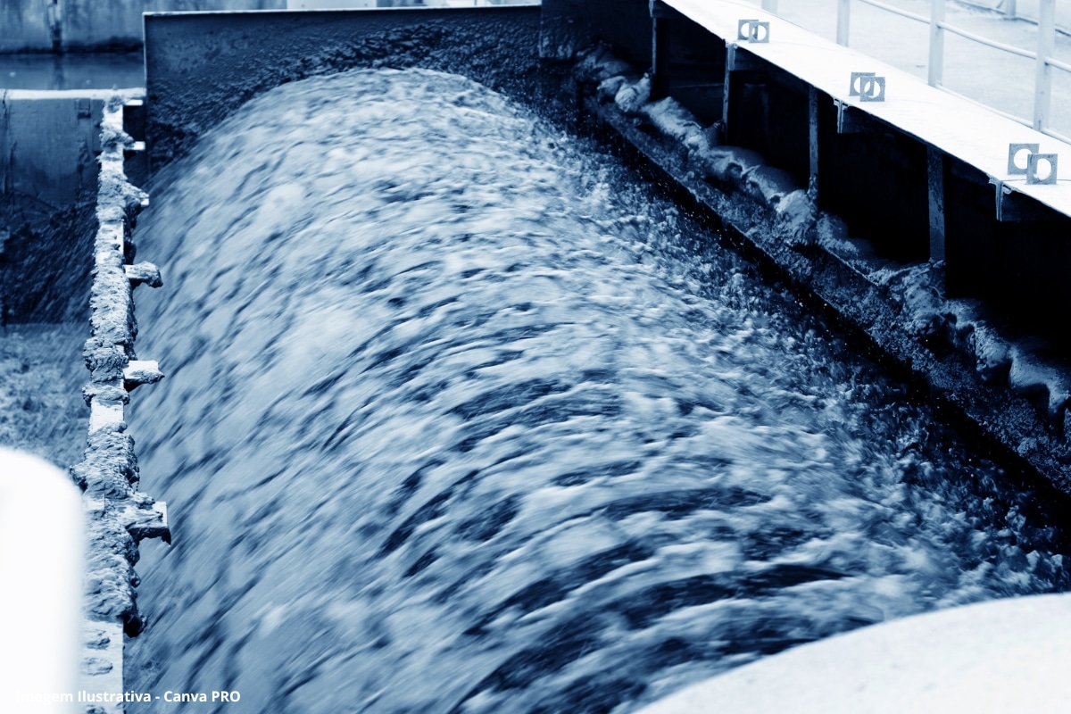 Sistema composto de poliestireno: uma alternativa para tratamento de águas residuárias