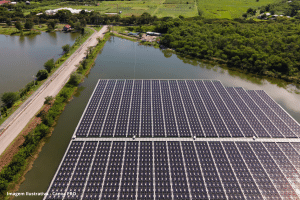 energia solar flutuante, reservatórios hidrelétricos, transição energética, geração distribuída, infraestrutura compartilhada, potencial energético, licenciamento ambiental, regulação do setor elétrico, sinergia hidrossolar, custos de instalação, sustentabilidade energética, mudança climática energia solar flutuante, reservatórios hidrelétricos, transição energética, geração distribuída, infraestrutura compartilhada, potencial energético, licenciamento ambiental, regulação do setor elétrico, sinergia hidrossolar, custos de instalação, sustentabilidade energética, mudança climática